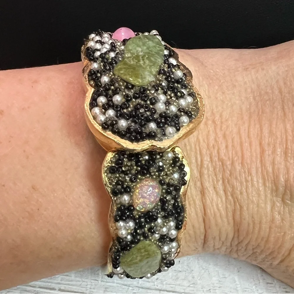 Vintage Norman De Luxe Swiss Made 1950’s-1960’s Wind Up Gemstone Watch 6” W8